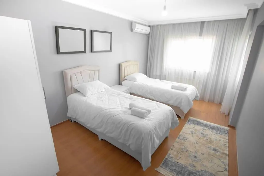 دوبلكس معلق في منطقه هادئه Istanboel Appartement